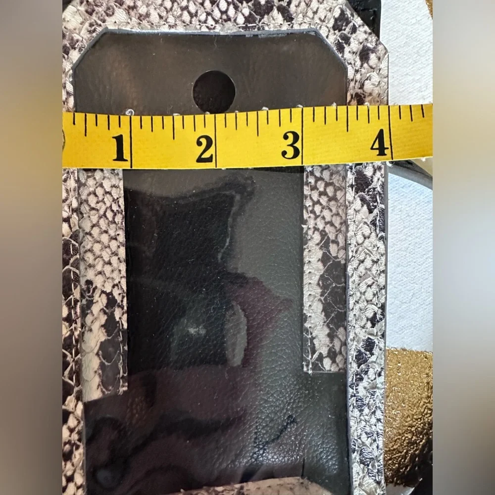 Aimee Kestenberg Cellphone crossbody purse - Picture 8 of 9